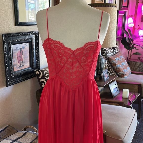 Vintage Slip  - Picture 3 of 7